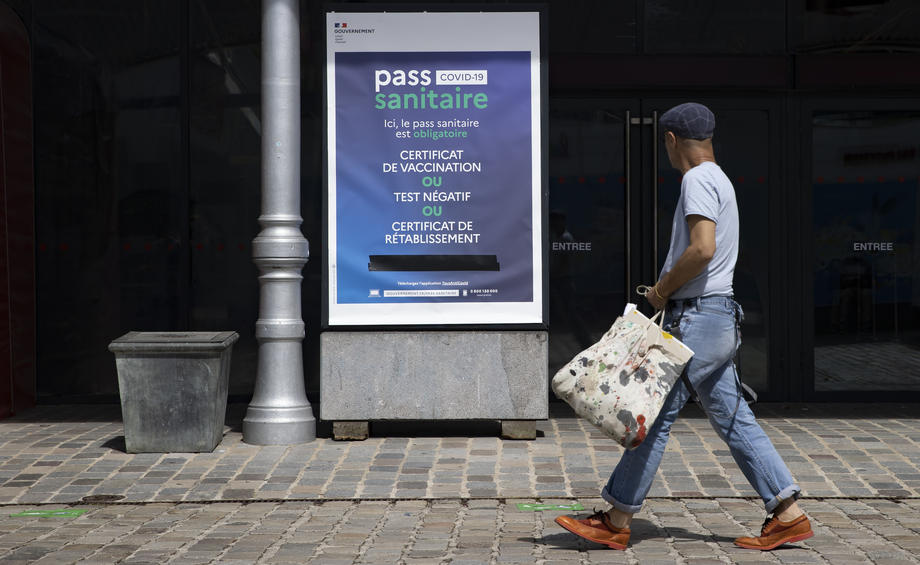 Grčka i Francuska uvode obavezno vakcinisanje zdravstvenih radnika