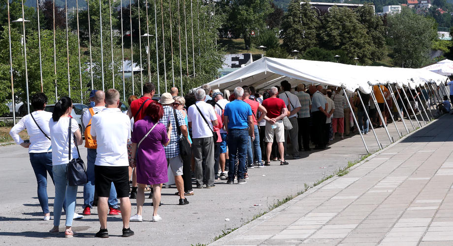 Poziv građanima koji su primili prvu dozu AstraZenece van BiH