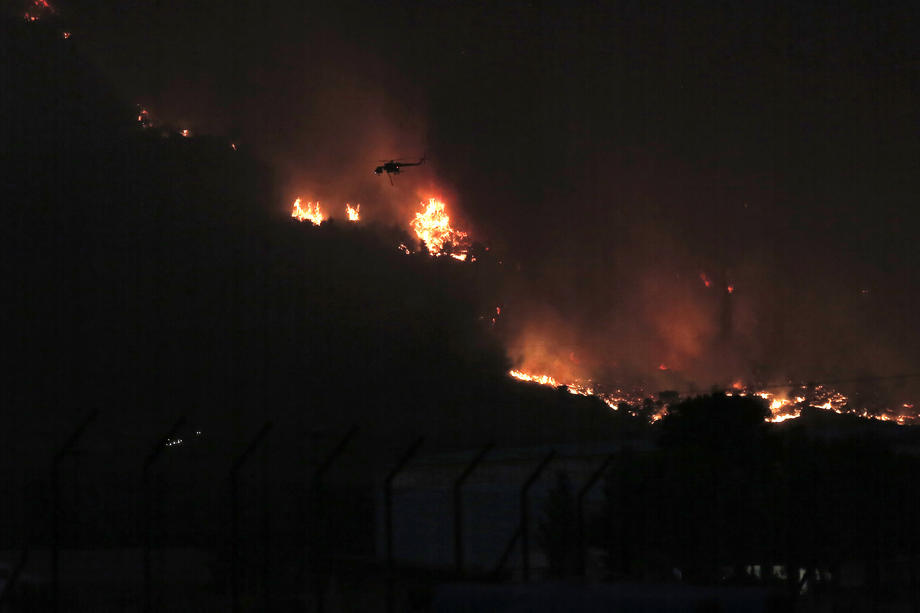 Srbija šalje vatrogasce i tri helikoptera u pomoć Grčkoj