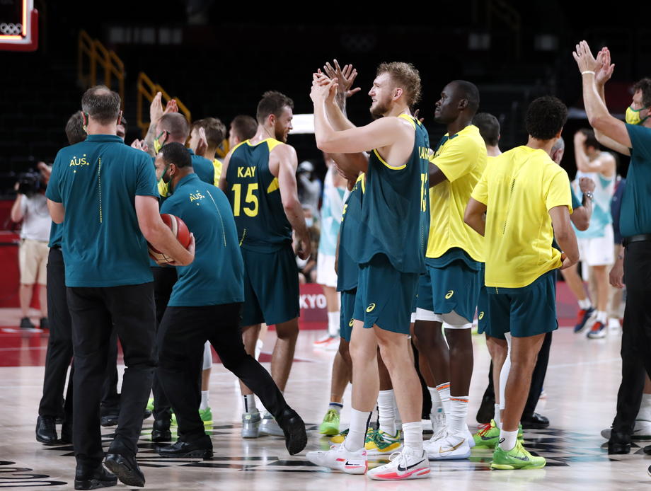 Slovenija bez medalje, Mills vodio Australiju do bronze
