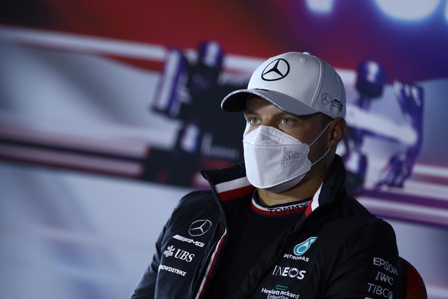 Bottas potpisao višegodišnji ugovor sa Alfa Romeom