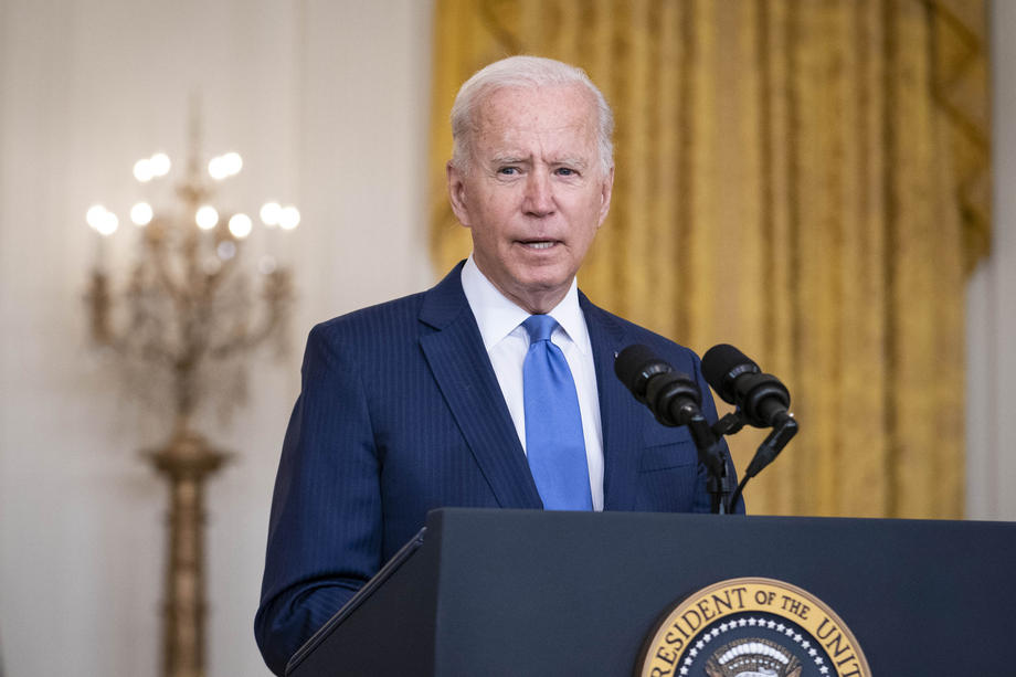 Biden potpisao zakon kojim se ubrzava proces slanja vojne pomoći Ukrajini