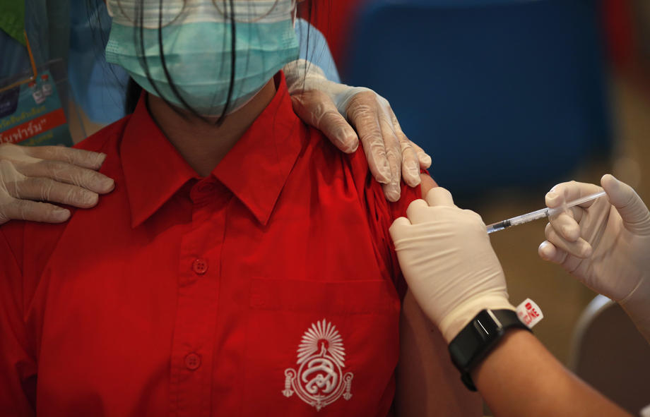 Odobrena treća doza za medicinske radnike u Grčkoj