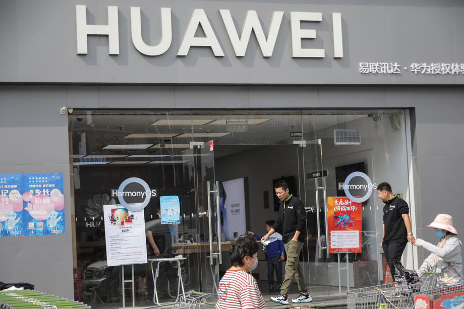 Finansijska direktorica Huaweija napustila Kanadu poslije sudske odluke