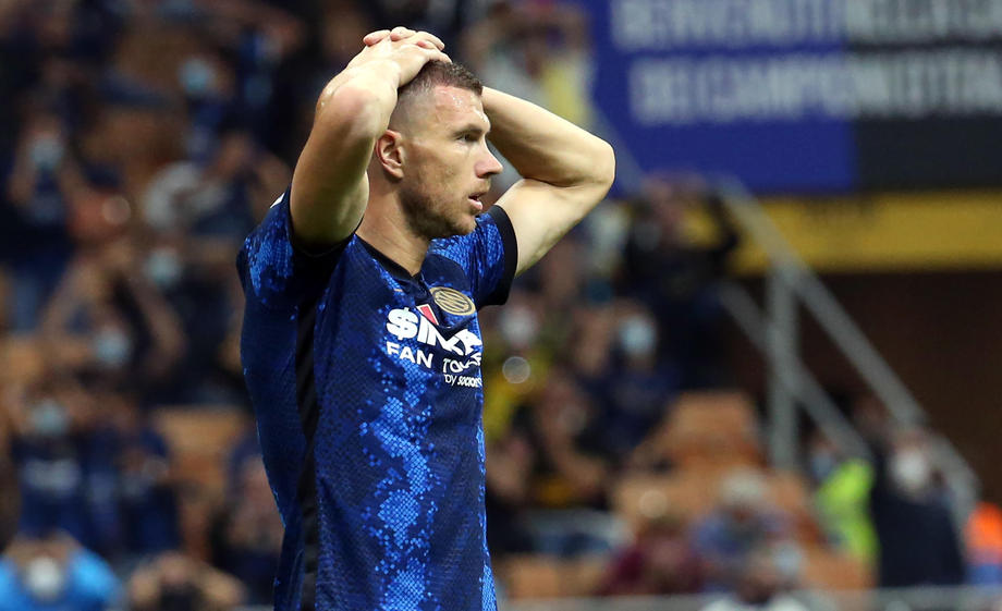 Remi Intera i Atalante, Džeko strijelac