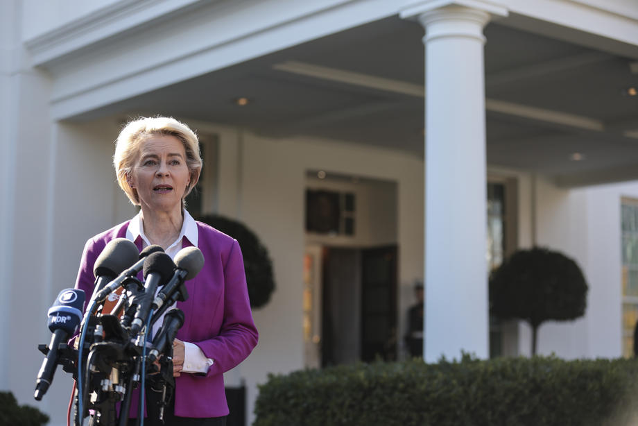 SAD i EU proširuju sankcije Bjelorusiji