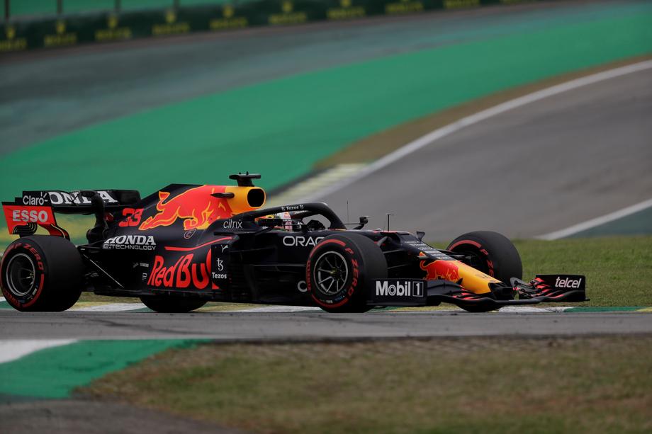 Verstappen kažnjen sa 50.000 eura zbog provjeravanja Hamiltonovog bolida