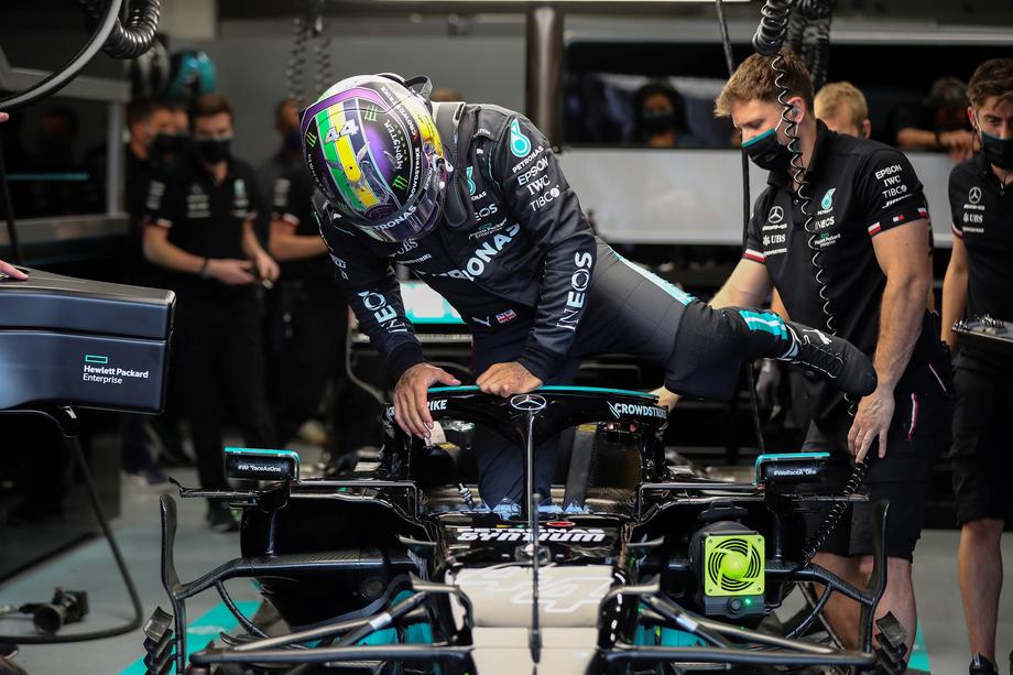 Hamilton diskvalifikovan iz kvalifikacija, sprint trku počinje na posljednjem mjestu