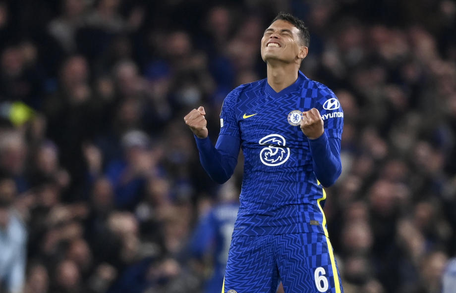 Chelsea produžio ugovor s Thiagom Silvom za još godinu dana