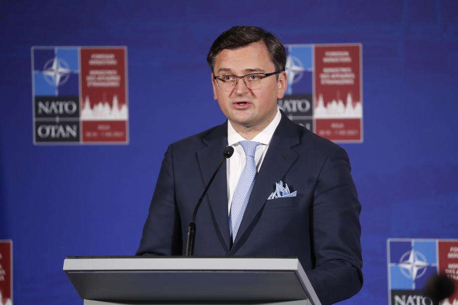 Kuleba: Razgovor između Bidena i Putina omogućio 'deeskalaciju'