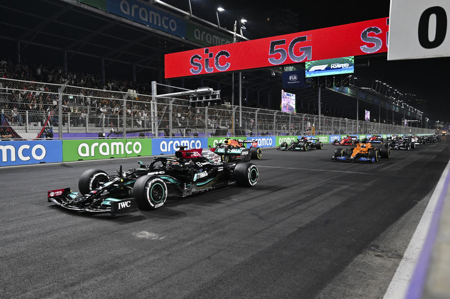 Poslije dva prekida nastavljena trka Formule 1 u Saudijskoj Arabiji