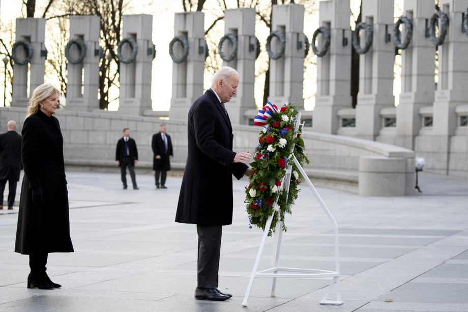 Biden odao počast žrtvama Pearl Harbora na 80. godišnjicu napada japanskih snaga