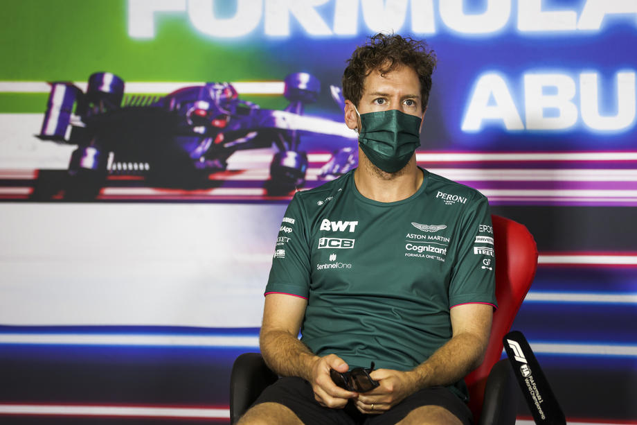 Vettel propušta i drugu trku, ponovo ga mijenja Hulkenberg