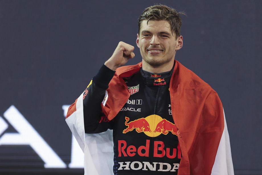 Max Verstappen pobijedio u Abu Dabiju i osvojio titulu prvaka