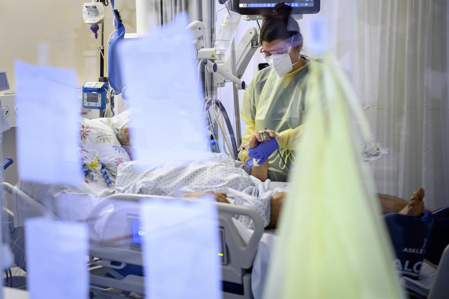 Novih 266 zaraženih i 15 smrtnih slučajeva u S. Makedoniji