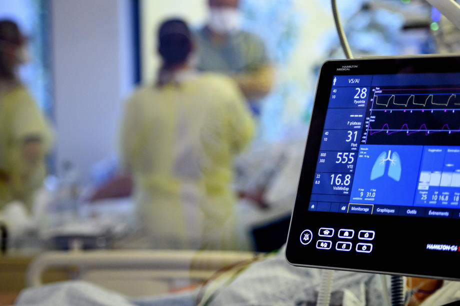 U Sloveniji preko 5.000 novozaraženih koronavirusom