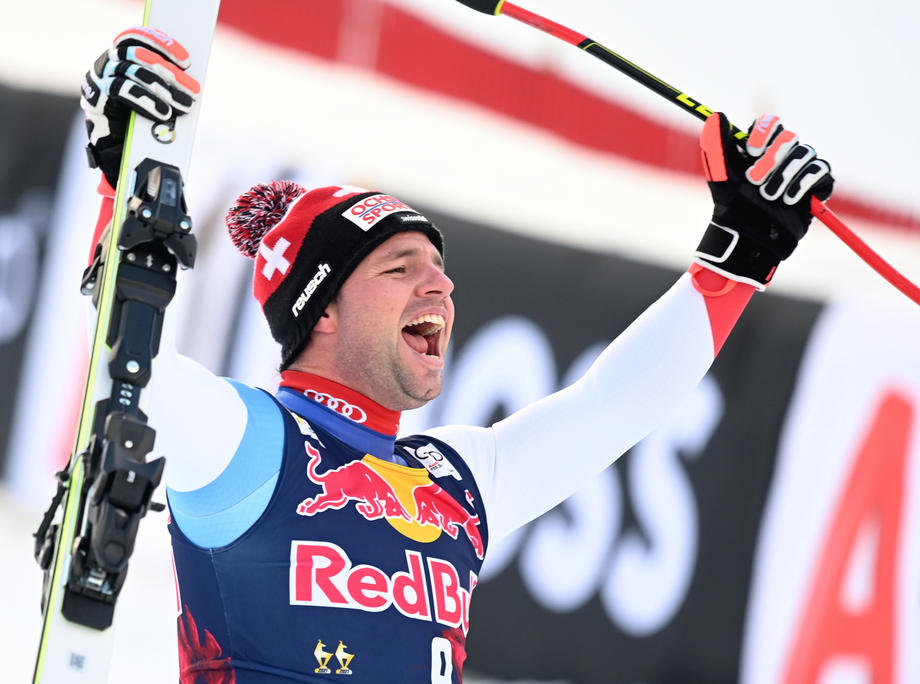 Feuz pobijedio u spustu u Kitzbuhelu