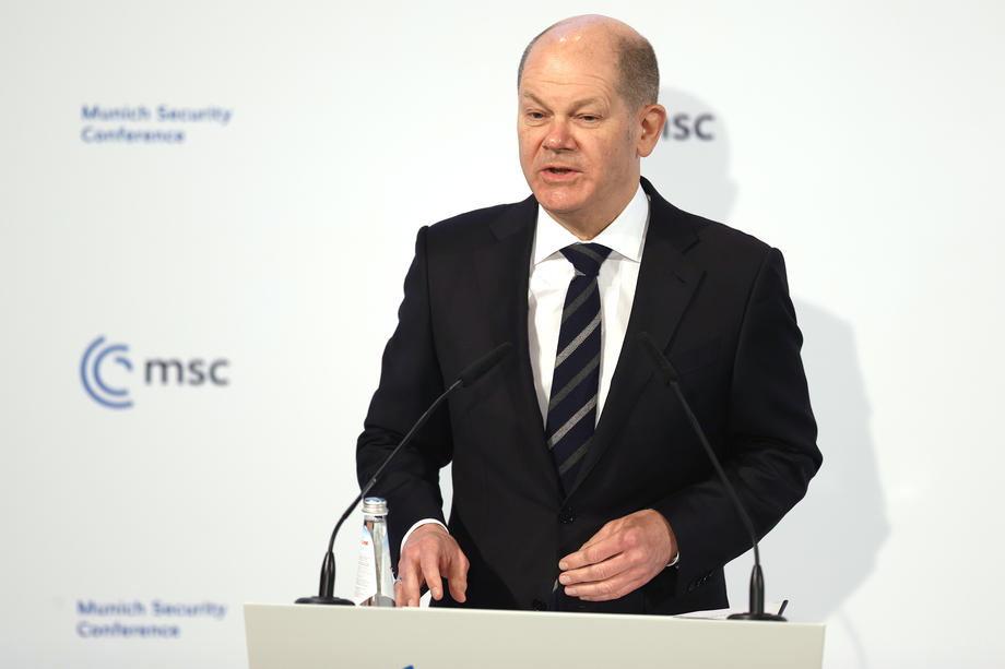 Scholz: Vojni napad na Ukrajinu imao bi teške posljedice po Rusiju