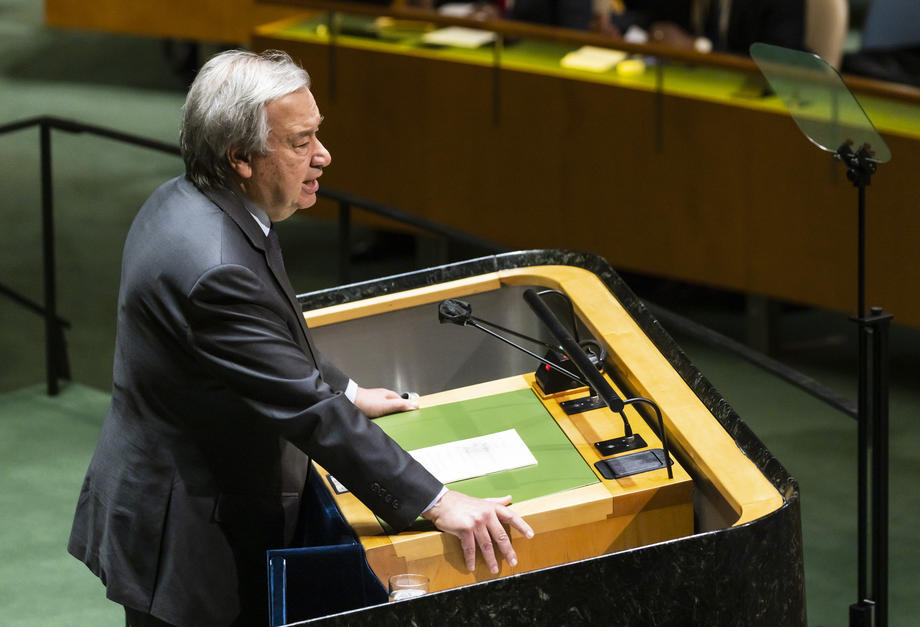 Guterres upozorio da pandemija nije završena, osudio nejednaku i skandaloznu vakcinaciju