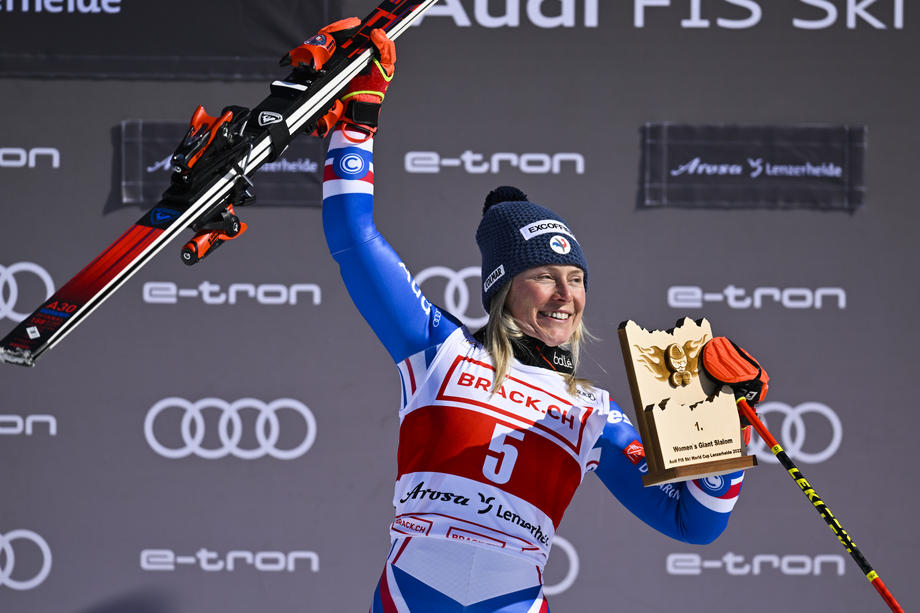 Tessa Worley pobijedila u veleslalomu u Lenzerheideu