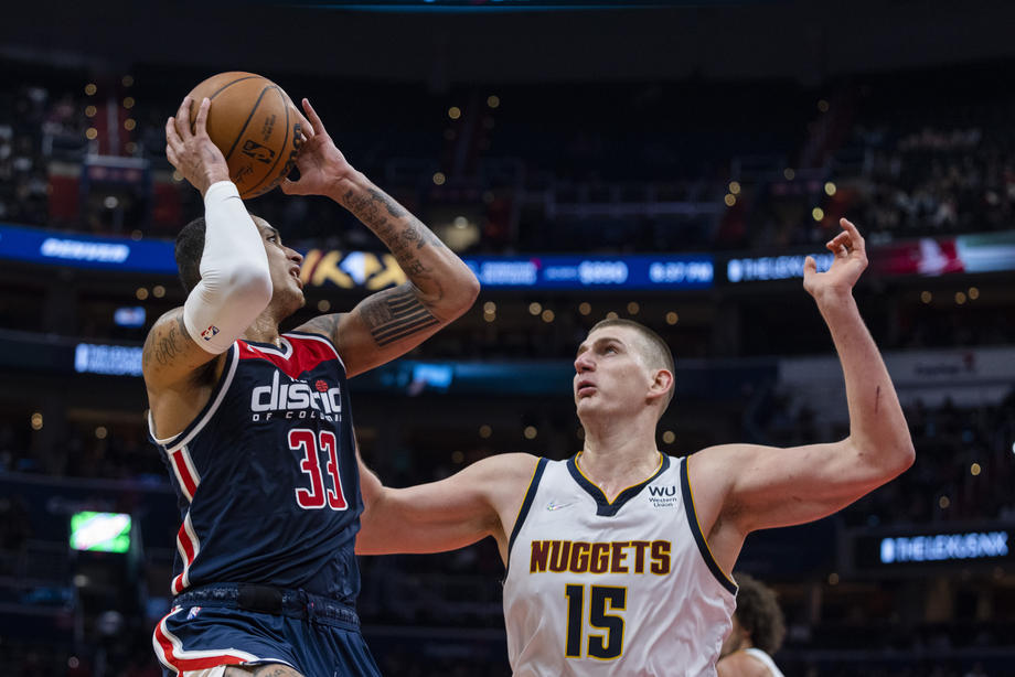 Jokić novim rekordom odveo Denver direktno u play-off