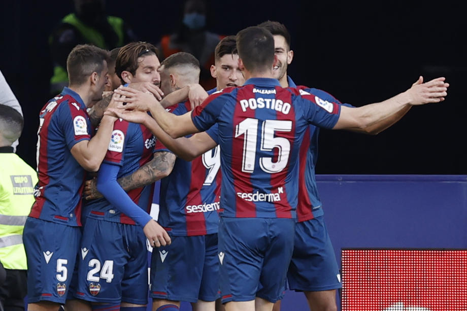 Levante pobijedio Villarreal, Morales dvostruki strijelac