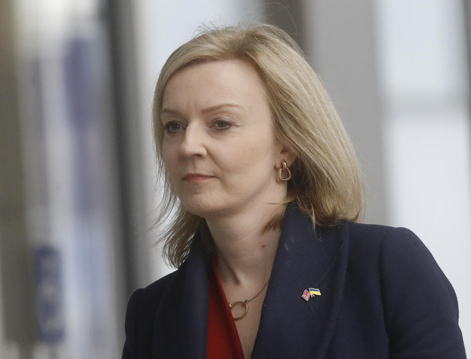 Velika Britanija zaplijenila rekordnih 13 milijardi dolara imovine dvojice ruskih oligarha