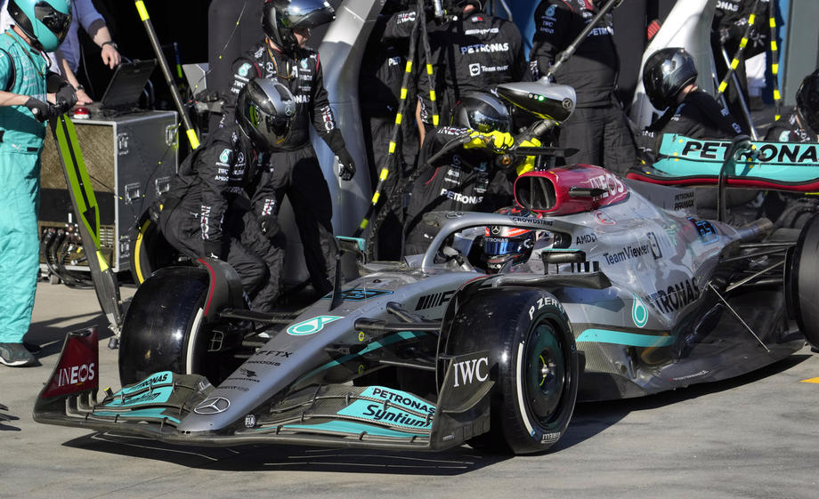 Hamilton priznao da je Mercedes pogriješio sa novim bolidom