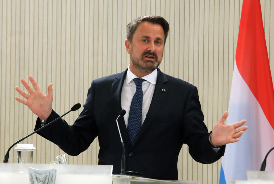 Premijer Luksemburga: EU treba pažljivo 'odvagati' potpuni embargo na uvoz ruske nafte i gasa