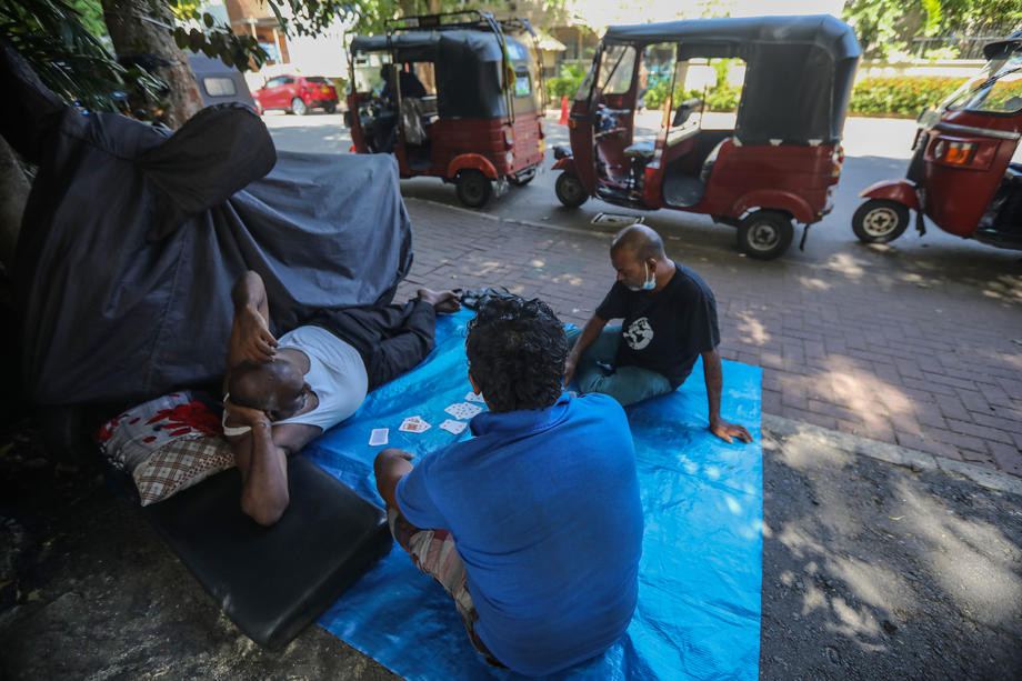 Šri Lanka obustavlja prodaju goriva zbog pogoršanja ekonomske krize