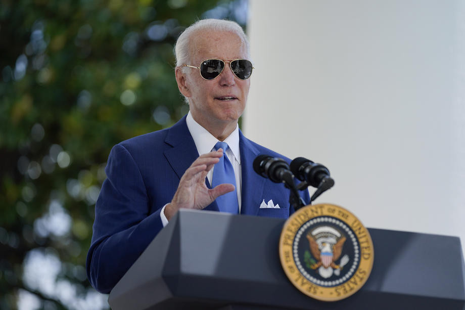Biden negativan na koronavirus