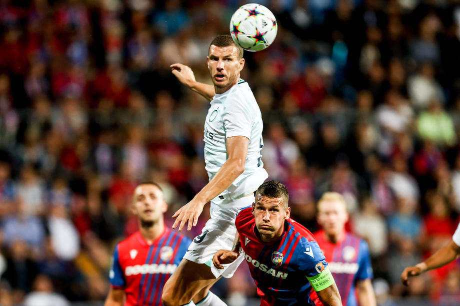 Inter slavio u Češkoj, Sporting u finišu do pobjede protiv Tottenhama