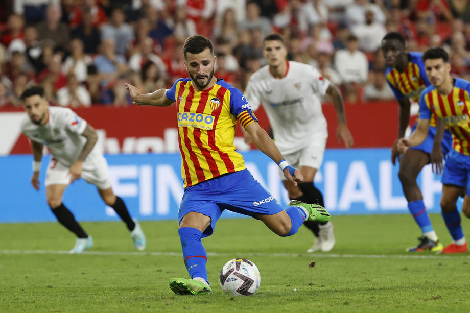 Gaya produžio ugovor sa Valencijom do 2027.