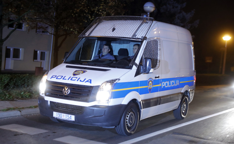 Zločinačka organizacija strancima 'sređivala' hrvatske dokumente