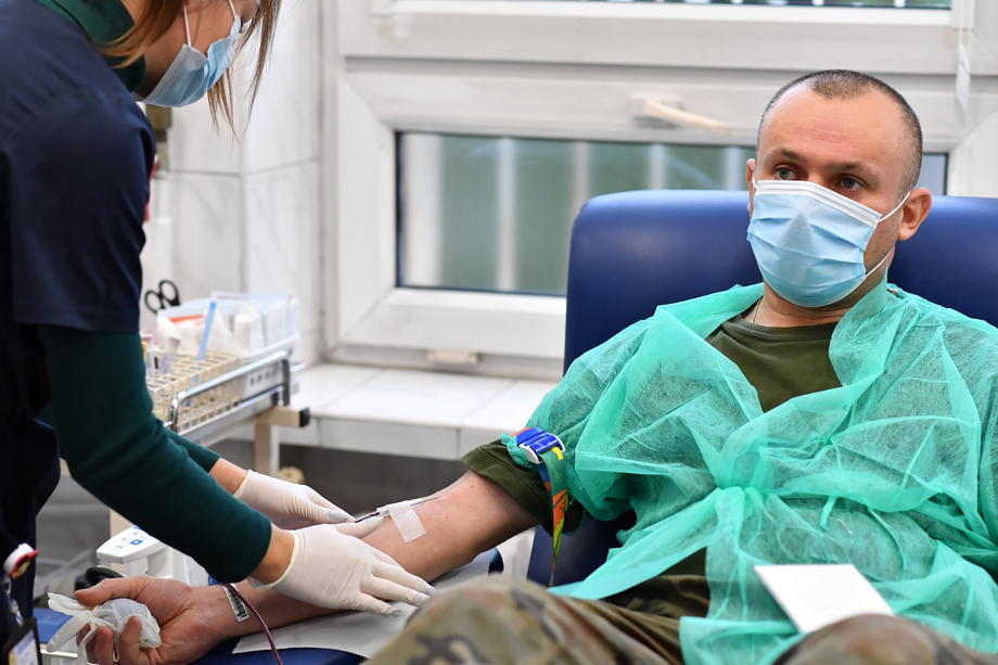 U Poljskoj 300 preminulih i skoro 22.000 novozaraženih korona virusom