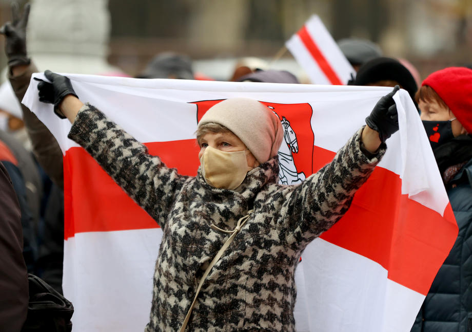 Više od 2.000 penzionera protestovalo u Minsku 100. dana od početka demonstracija