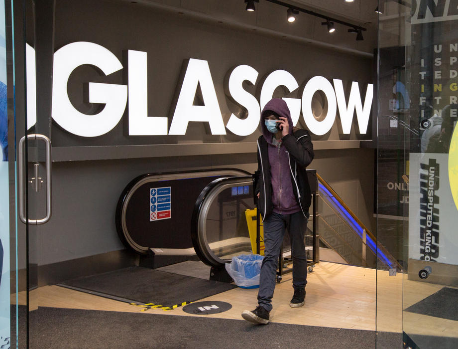 Škotska ulazi u puni lockdown od sutra