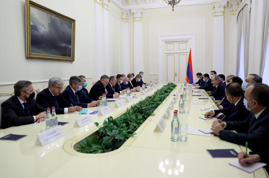 U Jerevanu potpisani dokumenti o aktivnostima ruskih mirovnjaka
