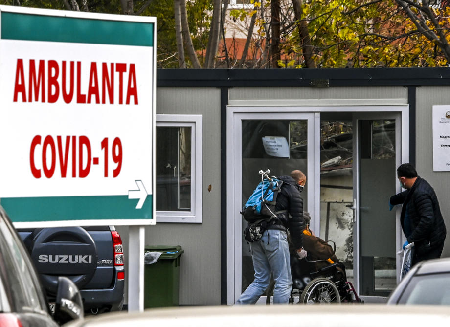 Novih 106 zaraženih i 20 smrtnih slučajeva u Sjevernoj Makedoniji