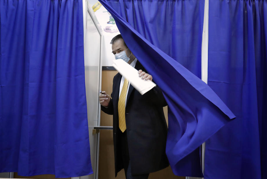 Rumunija: Premijer Ludovik Orban podnio ostavku