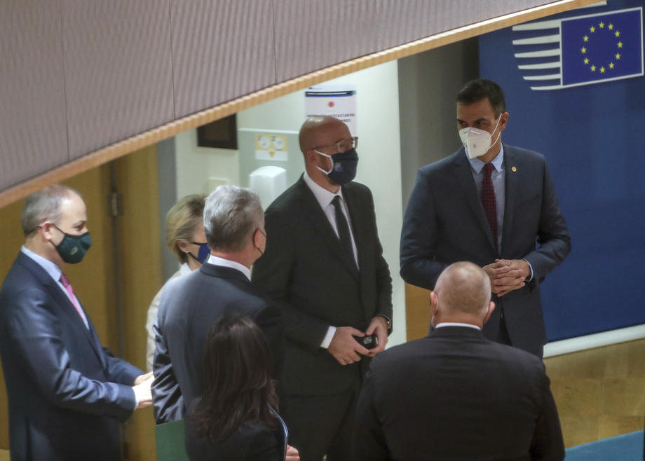 Lideri evropskog bloka postigli dogovor o budžetu i kriznom fondu