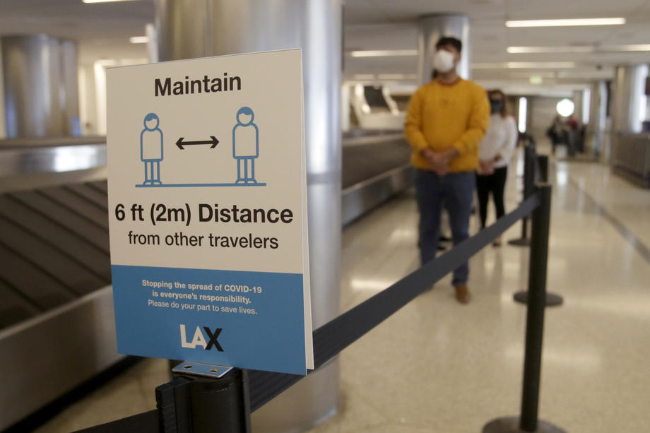 U SAD-u umrlo još 1.249 osoba