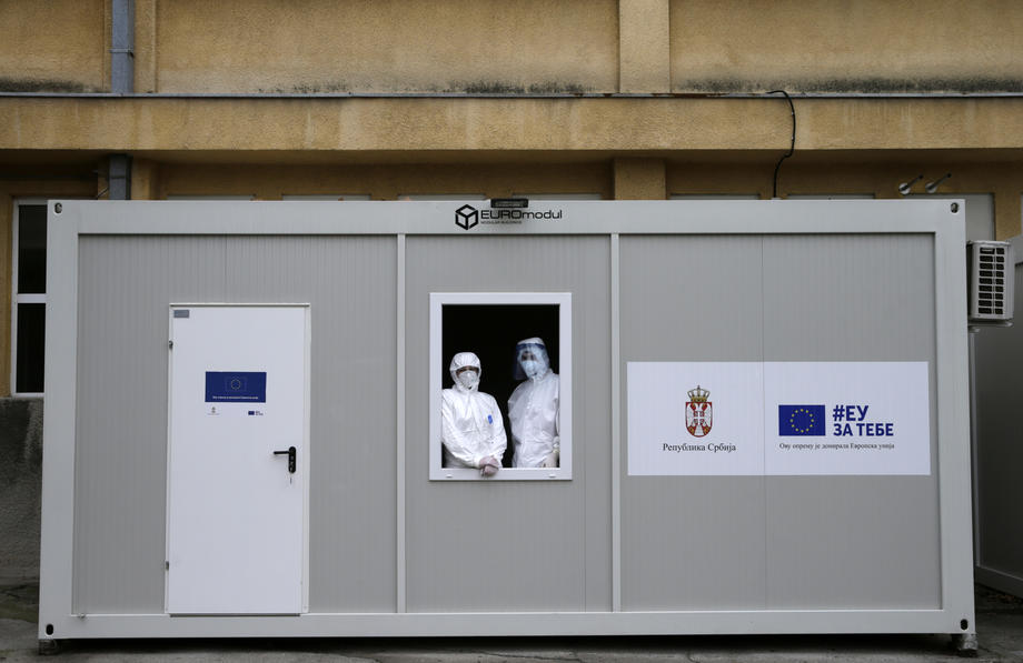 U Srbiji novih 3.236 slučajeva, preminule 44 osobe