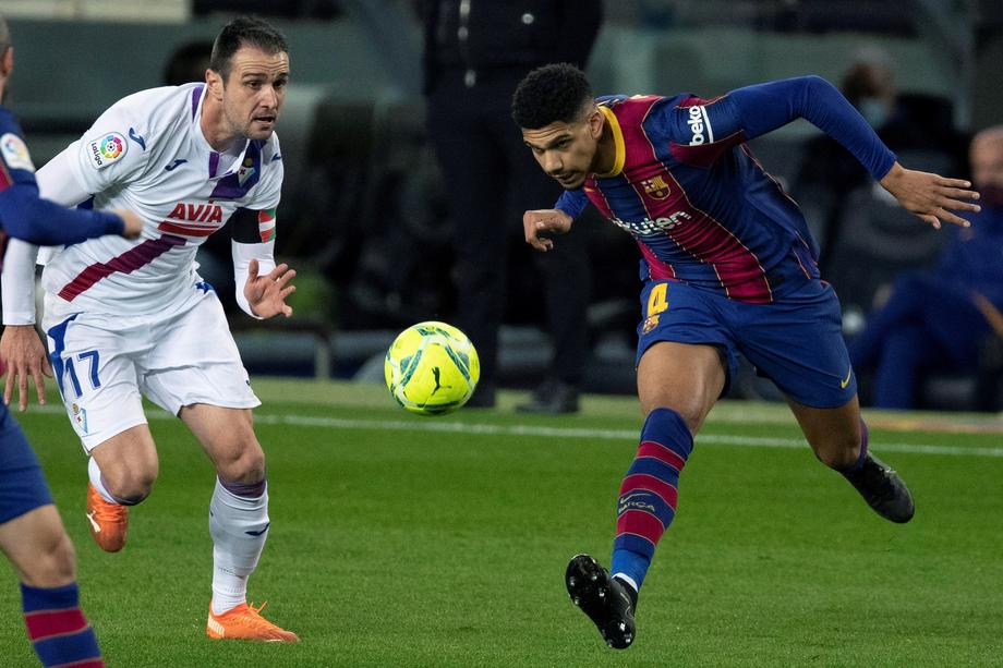 Eibar zaustavio Barcelonu