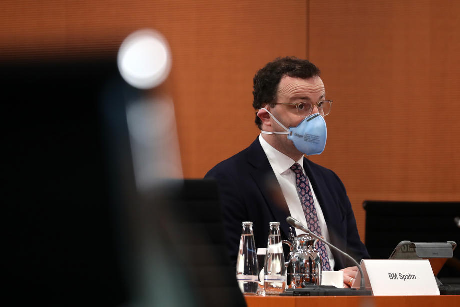 Spahn: Evropa bi mogla da pomogne u proizvodnji 'Sputnika V'