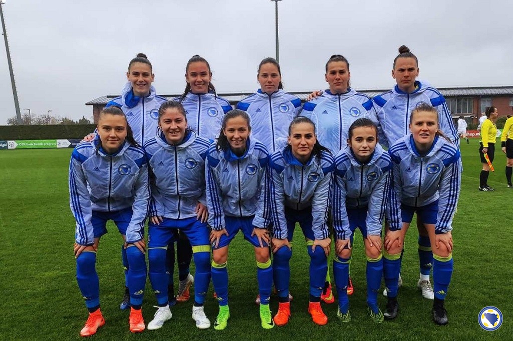 Remi fudbalerki Mađarske i BiH