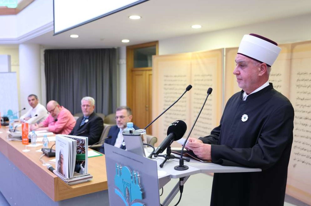 Predstavljena Monografija 'Srebrenica - Potočari 1995-2025.: Srebrenička dova'