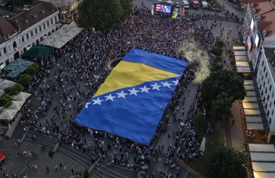 U Tuzli razvijena jedna od najvećih zastava Bosne i Hercegovine