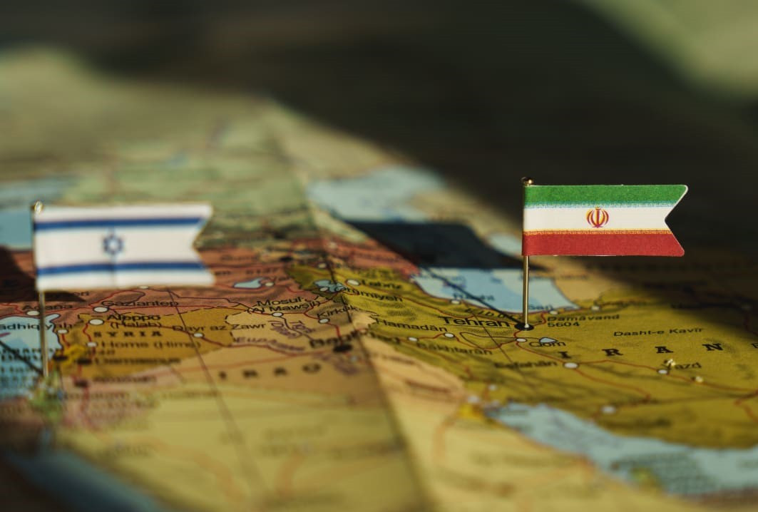 Izrael se priprema za napade na energetska postrojenja u slučaju propasti primirja s Iranom