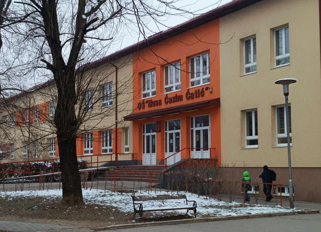 Počelo drugo polugodište u osnovnim i srednjim školama u ZDK-u